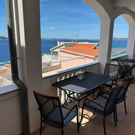 Apartments Buki-Sea View Drage Exterior photo